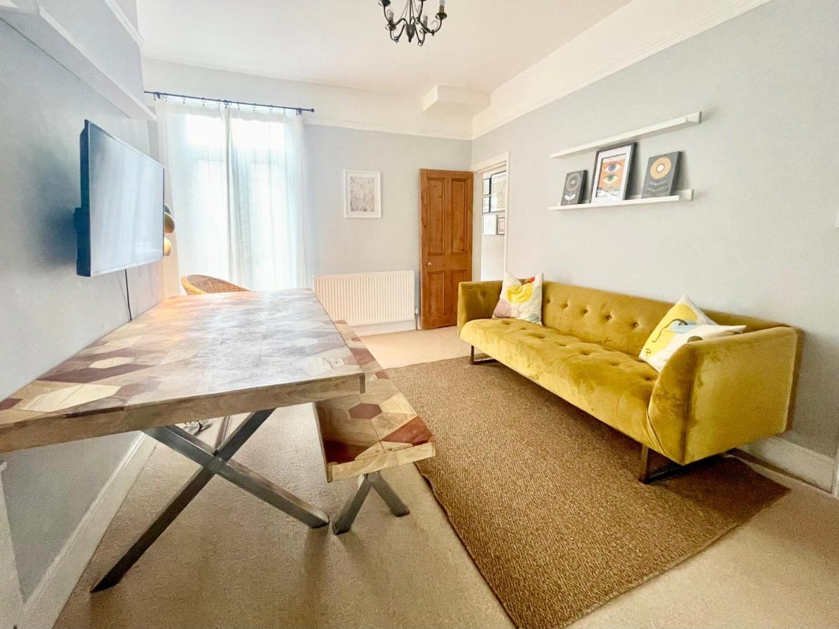 Woodvale Vila York Exterior foto